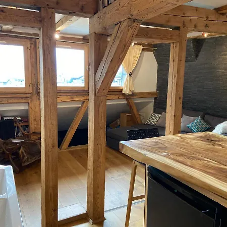 Beautiful In Centre With Superb Mountain Views