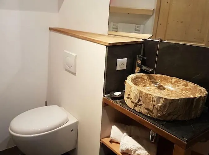 Beautiful In Centre With Superb Mountain Views Chamonix