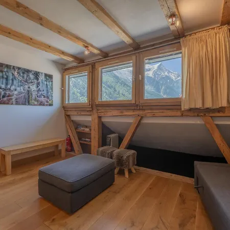 Beautiful In Centre With Superb Mountain Views * Chamonix Mont Blanc