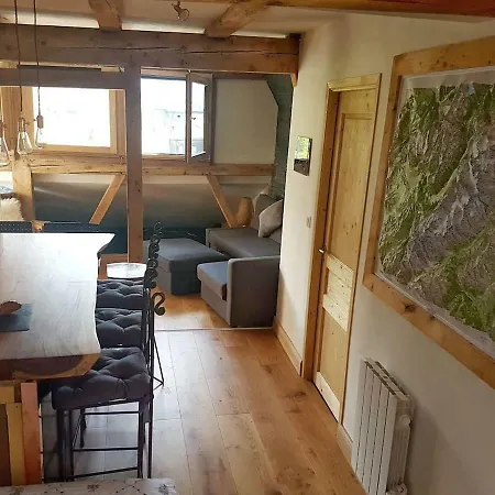 Beautiful In Centre With Superb Mountain Views * Chamonix