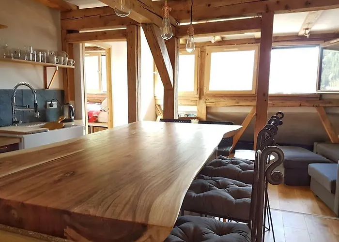 Beautiful In Centre With Superb Mountain Views * Шамони