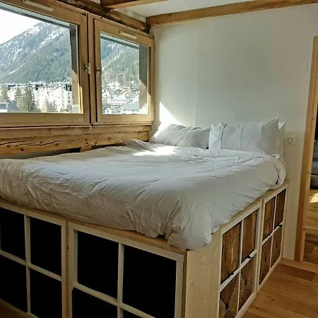 Beautiful In Centre With Superb Mountain Views 公寓